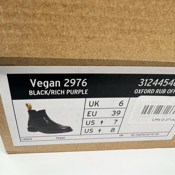 Dr.Martens 2976 Vegan Black/Rich Purple 
Size 8 - Picture 9 of 9